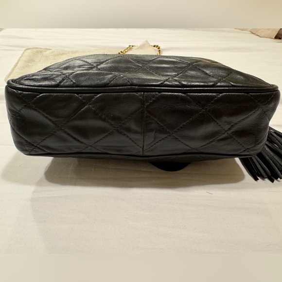 CHANEL CC Matelasse Tassel Chain Shoulder Bag Leather Black Vintage - Picture 11 of 13